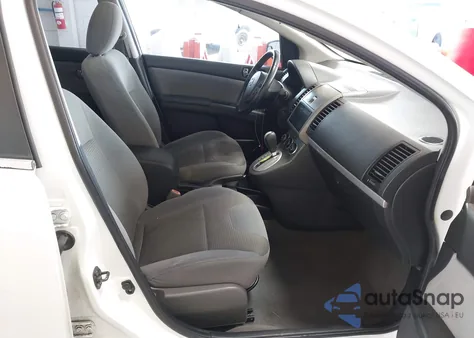 2011 Nissan Sentra 2.0Sr из США, поврежденный, VIN 3N1AB6AP9BL703442